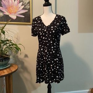Forever 21 black and white star pattern mini dress size large